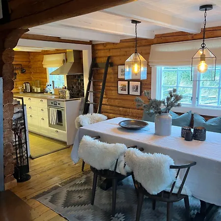 Skogshorn Chalet Markegardlian