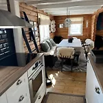 シャレー Skogshorn *